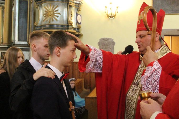 Bierzmowanie w Zagórzanach 2024