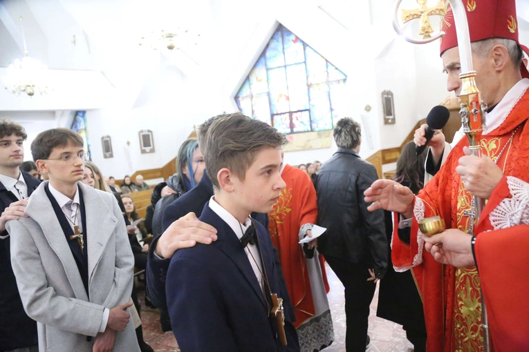 Bierzmowanie w Chomranicach 2024
