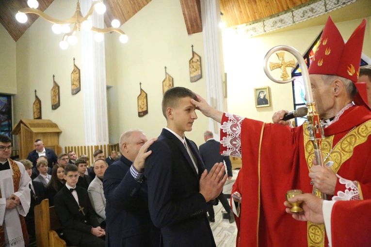 Bierzmowanie w Niskowej 2024