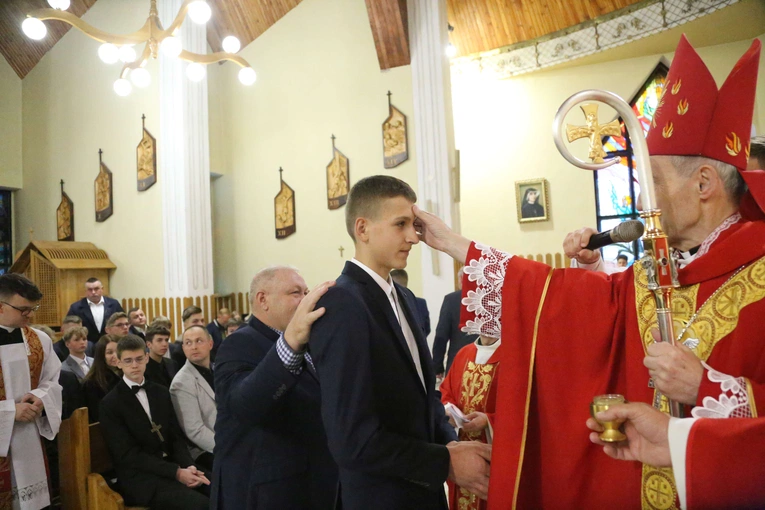 Bierzmowanie w Niskowej 2024