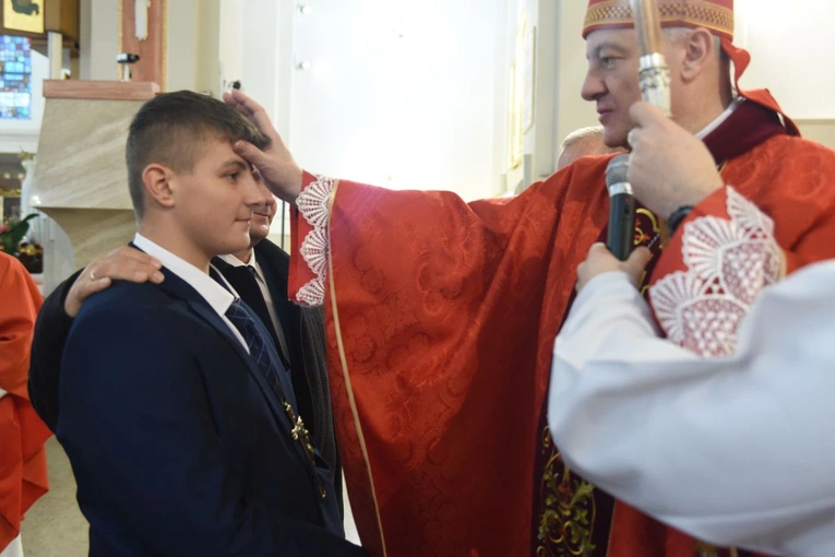 Bierzmowanie w Dąbrowie Tarnowskiej 2024