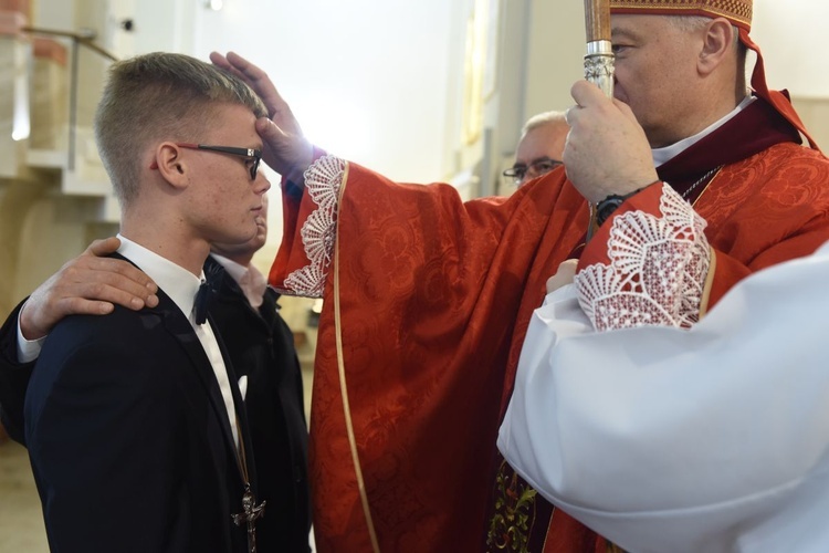 Bierzmowanie w Dąbrowie Tarnowskiej 2024