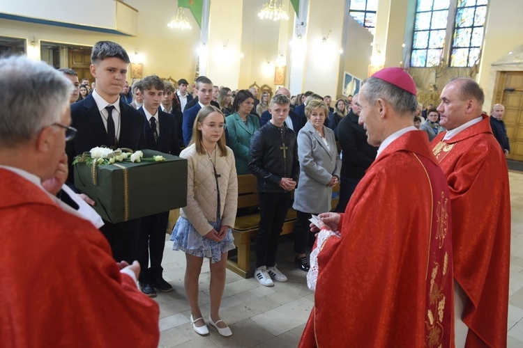 Bierzmowanie w parafii św. Heleny w Nowym Sączu 2024