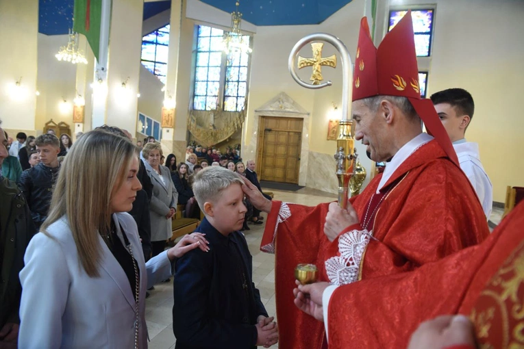 Bierzmowanie w parafii św. Heleny w Nowym Sączu 2024
