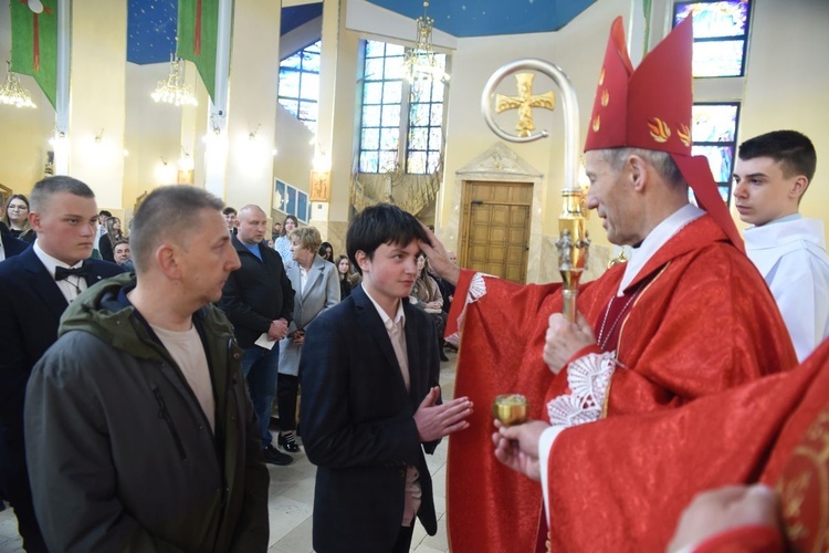 Bierzmowanie w parafii św. Heleny w Nowym Sączu 2024