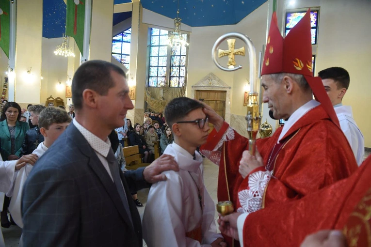 Bierzmowanie w parafii św. Heleny w Nowym Sączu 2024