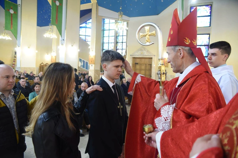Bierzmowanie w parafii św. Heleny w Nowym Sączu 2024