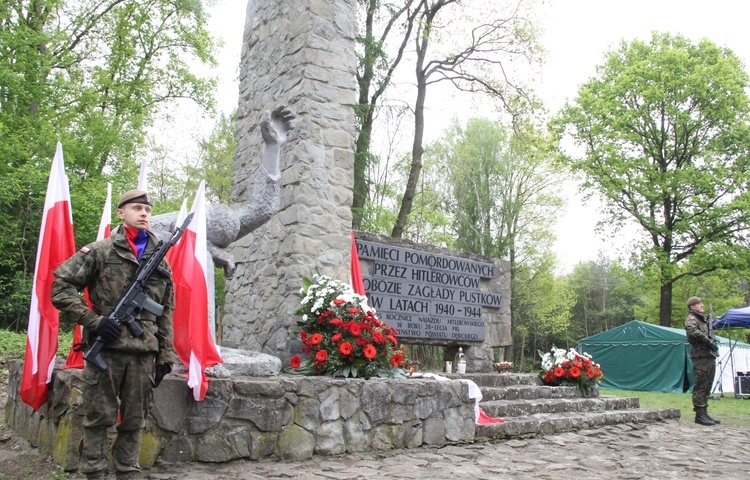 Góra Śmierci w 80. rocznicę likwidacji niemieckich obozów