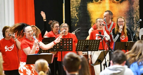 Otyń. Spotkanie w ramach prjektu "Młodzi w Kościele"