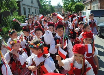 Stalowa Wola. 3 maja na rozwadowskim rynku