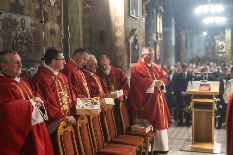 Bierzmowanie w Szczucinie 2024