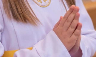 Jak one to przeżywają! Takie cuda u Matki Bożej 