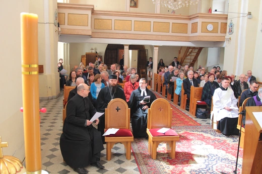 Wioska ekumenicznej odwagi