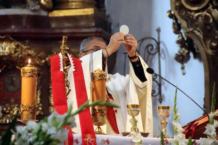 Wizyta generała zakonu franciszkanów w prowincji wrocławskiej braci mniejszych