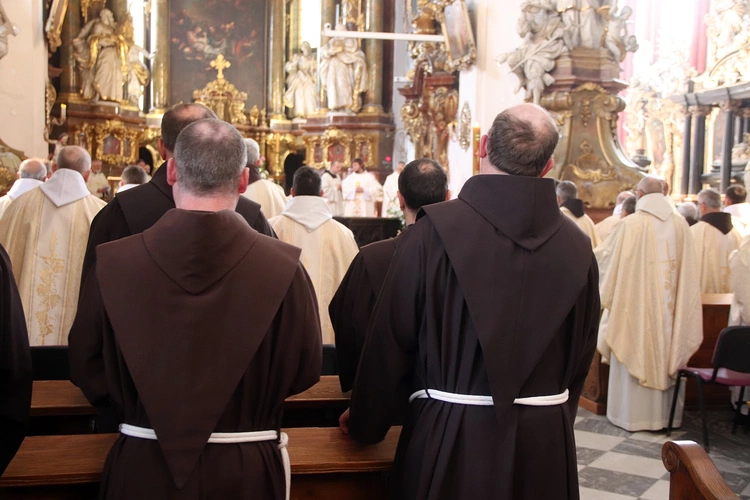 Wizyta generała zakonu franciszkanów w prowincji wrocławskiej braci mniejszych