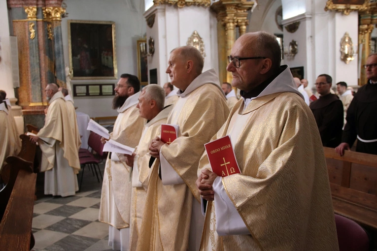 Wizyta generała zakonu franciszkanów w prowincji wrocławskiej braci mniejszych