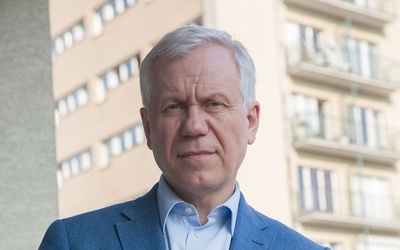 Marek Jurek w latach 2005–2007 był marszałkiem Sejmu; od 2014 do 2019 r. posłem  do Parlamentu Europejskiego.