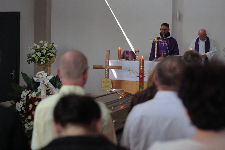 Legnica. Pogrzeb Grażyny Dynak