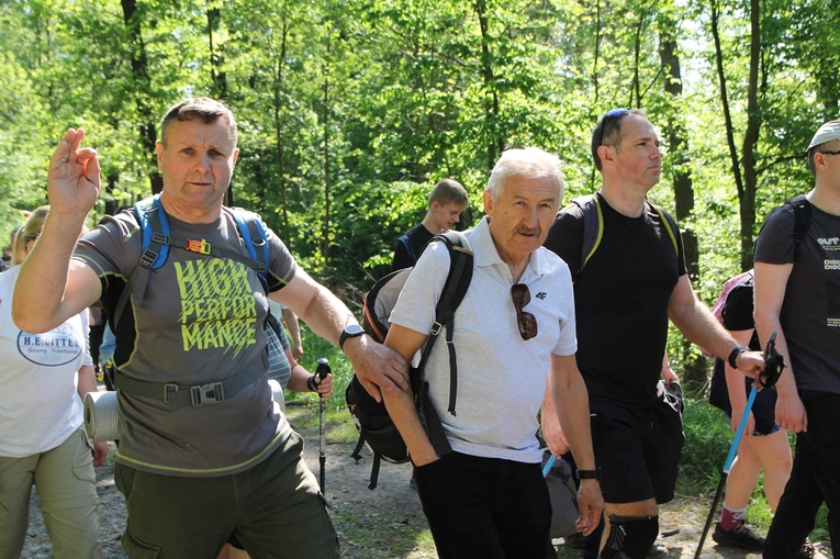 Piesza Pielgrzymka do sanktuarium Matki Bożej Dobrej Rady w Sulistrowiczkach