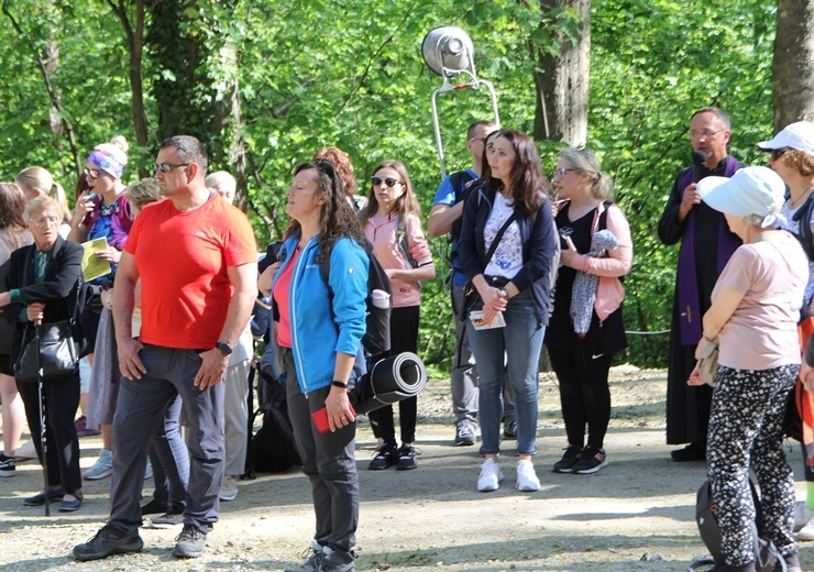 Piesza Pielgrzymka do sanktuarium Matki Bożej Dobrej Rady w Sulistrowiczkach