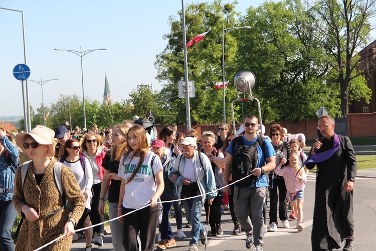 Piesza Pielgrzymka do sanktuarium Matki Bożej Dobrej Rady w Sulistrowiczkach