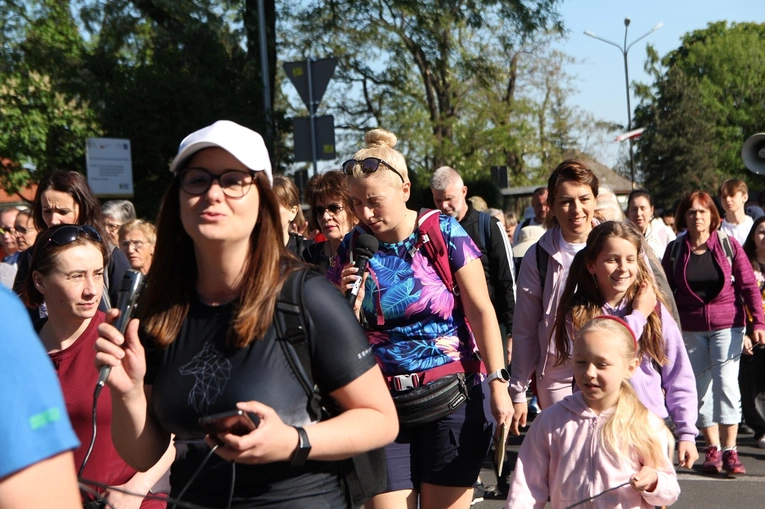 Piesza Pielgrzymka do sanktuarium Matki Bożej Dobrej Rady w Sulistrowiczkach