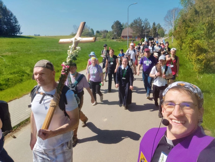 Promieniści w drodze do Maryi