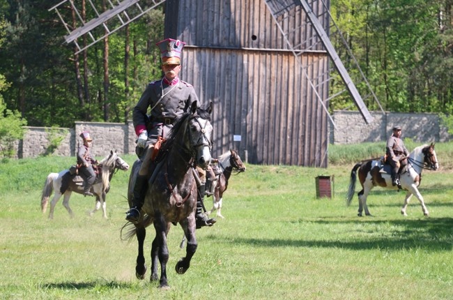 Wydarzenie plenerowe "Koń w tradycji polskiej" w skansenie