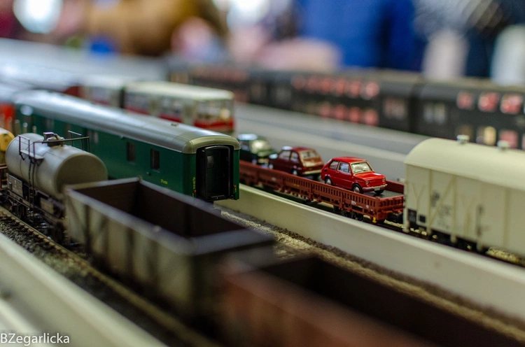 Te zabytkowe lokomotywy i wagony trzeba zobaczyć