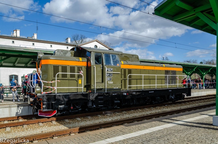 Te zabytkowe lokomotywy i wagony trzeba zobaczyć