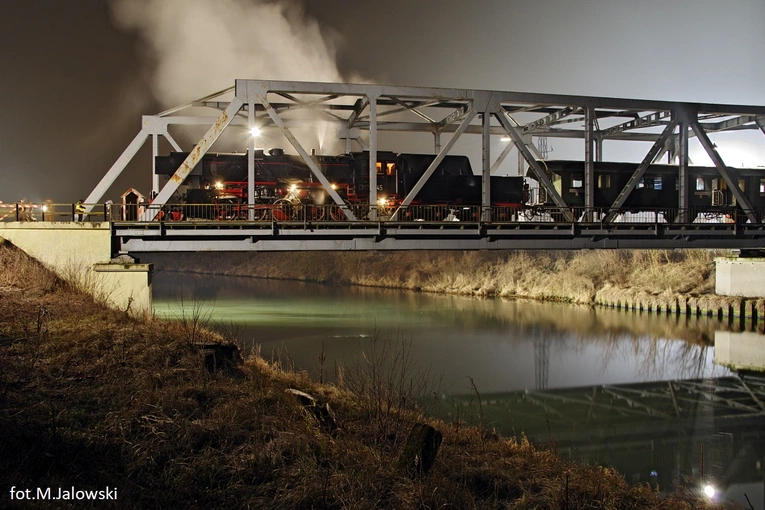 Te zabytkowe lokomotywy i wagony trzeba zobaczyć