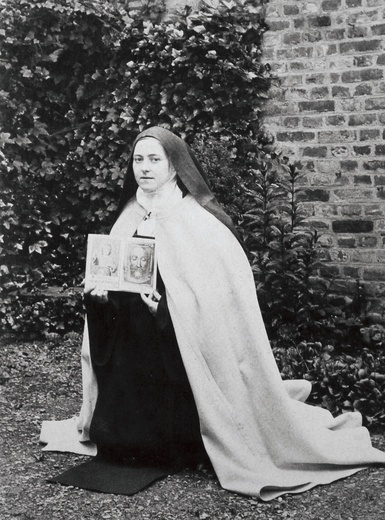 Św. Teresa z Lisieux właściwie nie znała swojej mamy. Zelia zmarła, kiedy przyszła karmelitanka miała 4 lata.