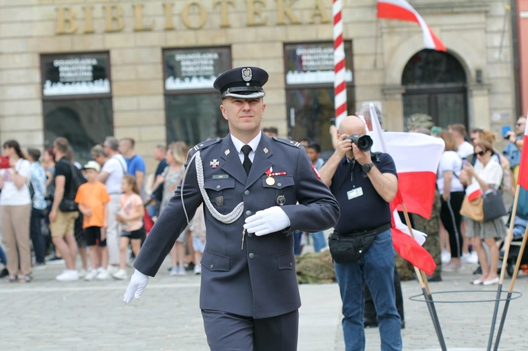 Dzień Flagi Rzeczypospolitej Polskiej we Wrocławiu