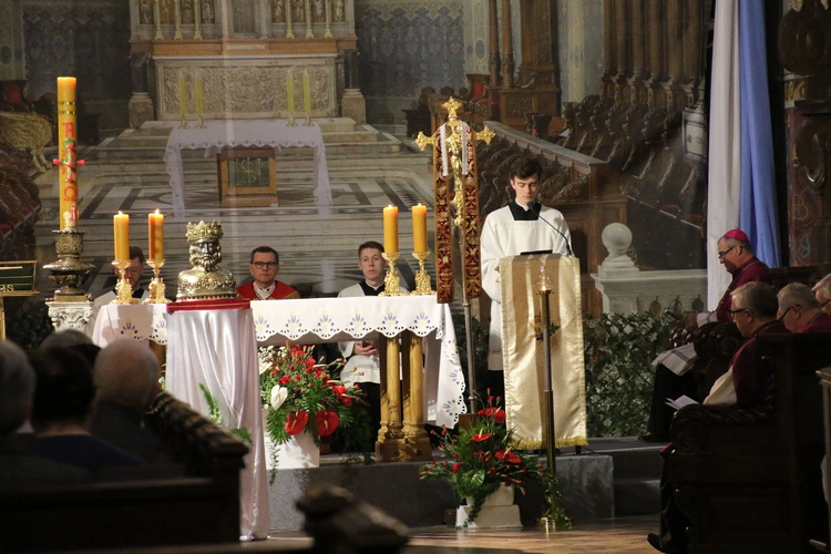 Płock. Nieszpory ku czci św. Zygmunta