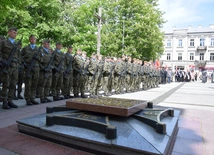 Obchody rocznicy uchwalenia Konstytucji 3 maja w kościele garniznowym w Radomiu