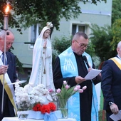 Nabożeństwa majowe między blokami