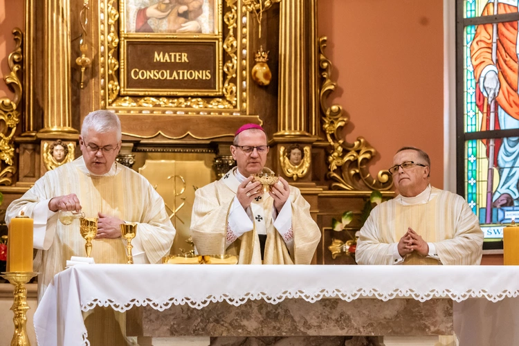 Rekonsekracja gdyńskiej bazyliki