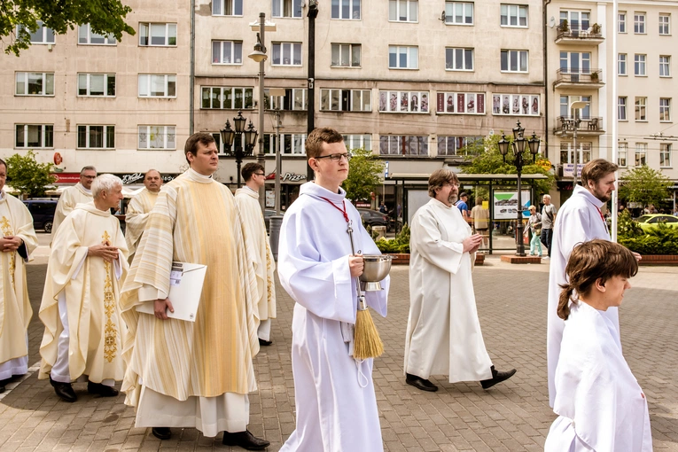 Rekonsekracja gdyńskiej bazyliki