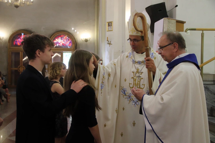 Odpust ku czci Matki Bożej Łaskawej w kościele franciszkanów