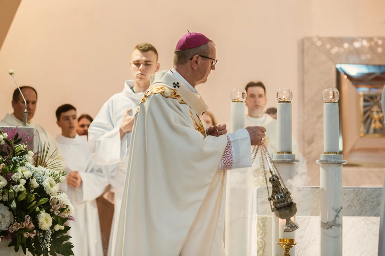 Poświęcenie konfesjonałów u bł. Doroty