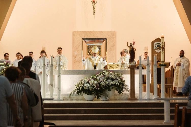 Poświęcenie konfesjonałów u bł. Doroty