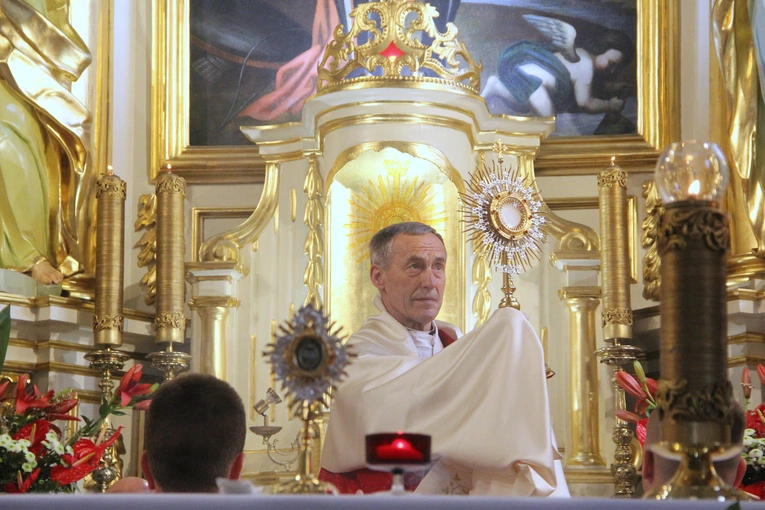 Uszew. 200 lat od konsekracji kościoła