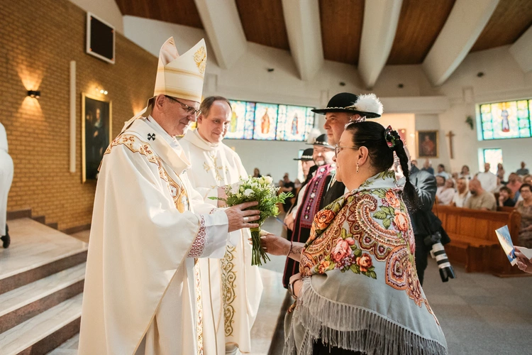 Poświęcenie konfesjonałów u bł. Doroty
