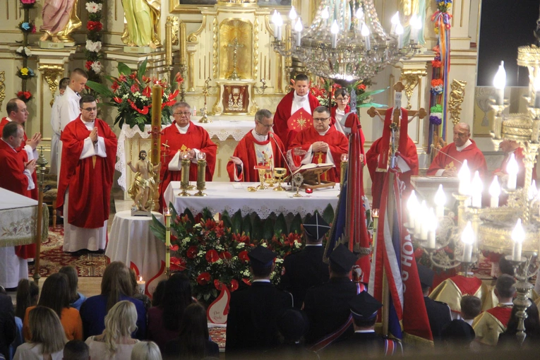 Uszew. 200 lat od konsekracji kościoła