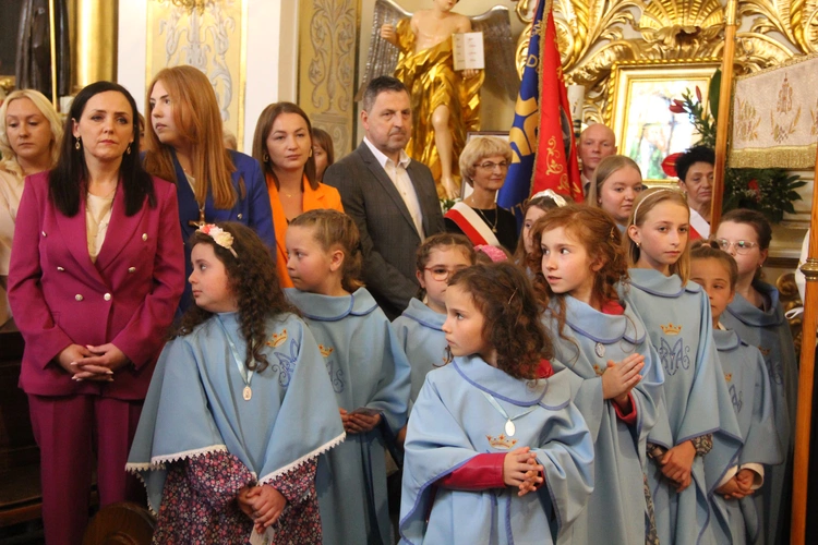 Uszew. 200 lat od konsekracji kościoła