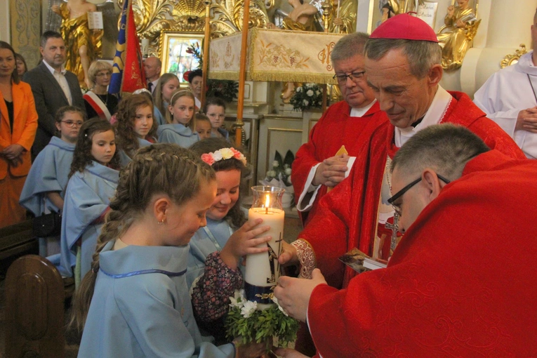 Uszew. 200 lat od konsekracji kościoła