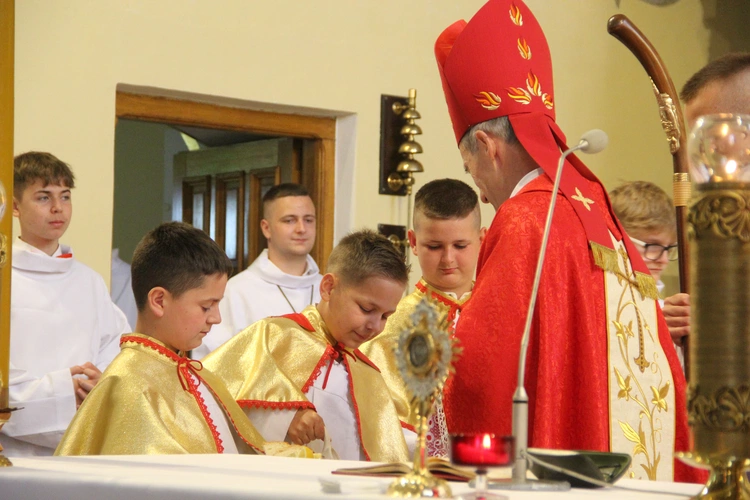 Uszew. 200 lat od konsekracji kościoła