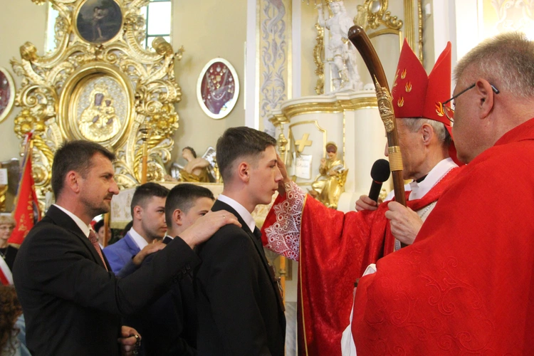 Uszew. 200 lat od konsekracji kościoła