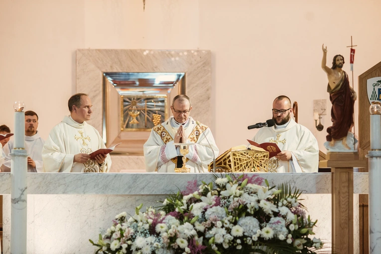 Poświęcenie konfesjonałów u bł. Doroty