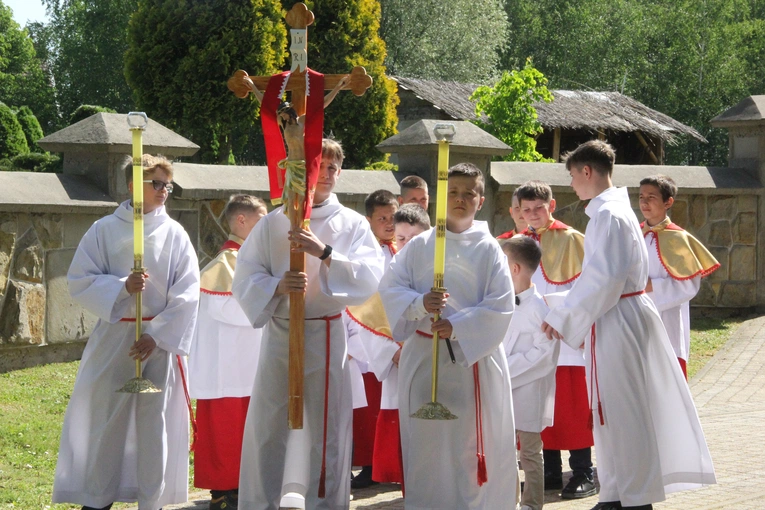 Uszew. 200 lat od konsekracji kościoła